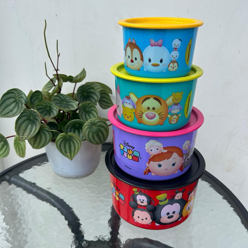 Toples susun Tupperware (tsum tsum canister)