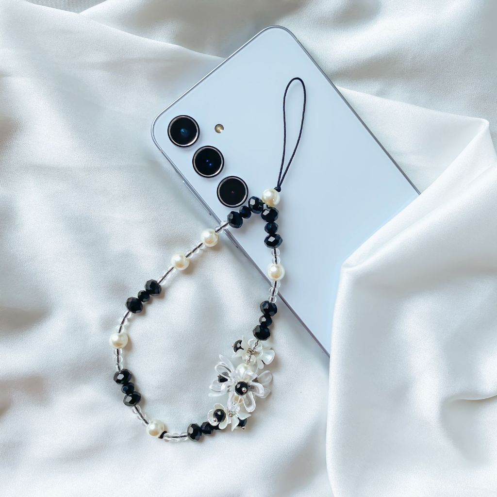 gantungan hp hitam bunga/strap hp