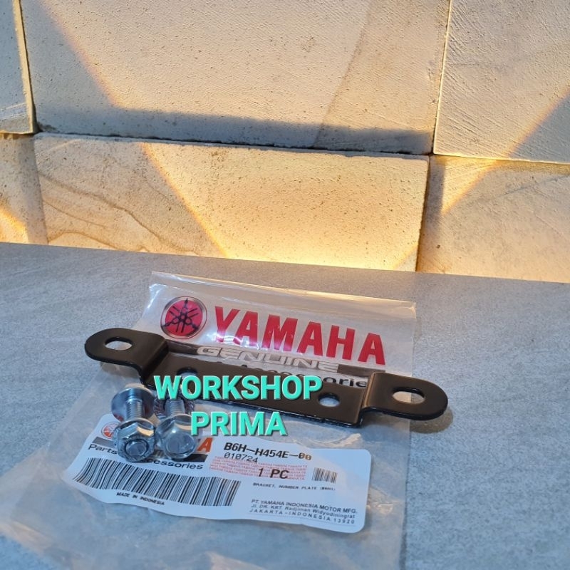 Besi dudukan breket b6h pegangan plat nopol nomer polisi nomor depan New Nmax 155 N Max 2020 - 2022 