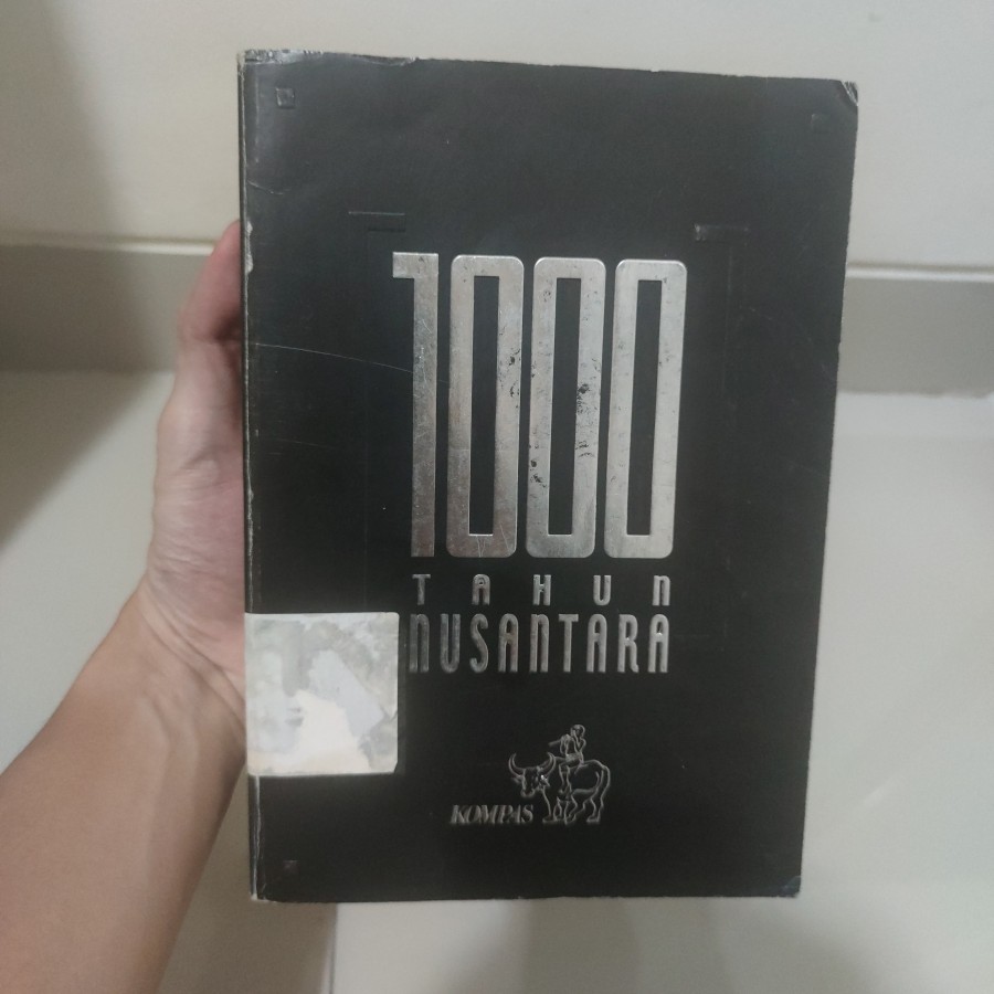 BEKAS ORIGINAL - Buku 1000 Tahun Nusantara - Kompas