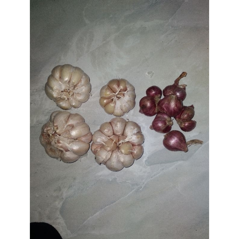 

500 gr bawang putih dan 500 gr bawang merah super