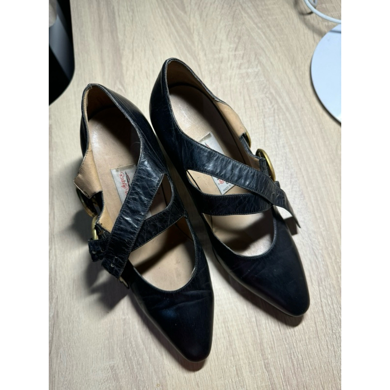 Preloved - ORIGINAL Rodolfo Valentino Vintage Black Heels Size 34