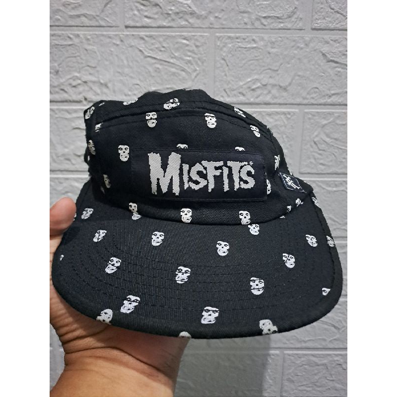 topi band 5 panels misfits original