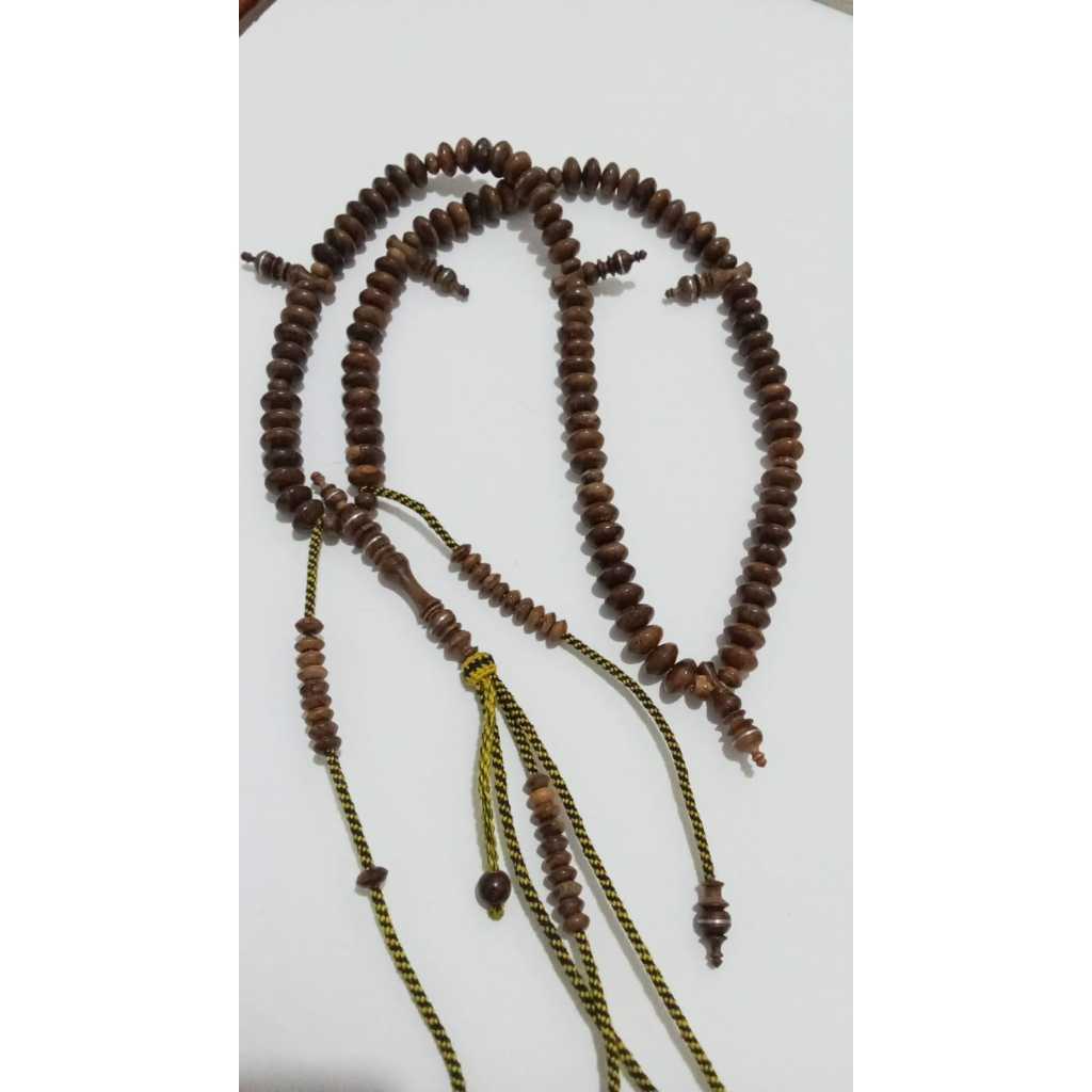 tasbih tijani 100 butir kayu gaharu wangi model donat 12 mm grade A | tasbih gaharu wangi | tasbih m