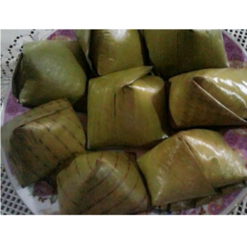 

kue cangkuning khas makassar