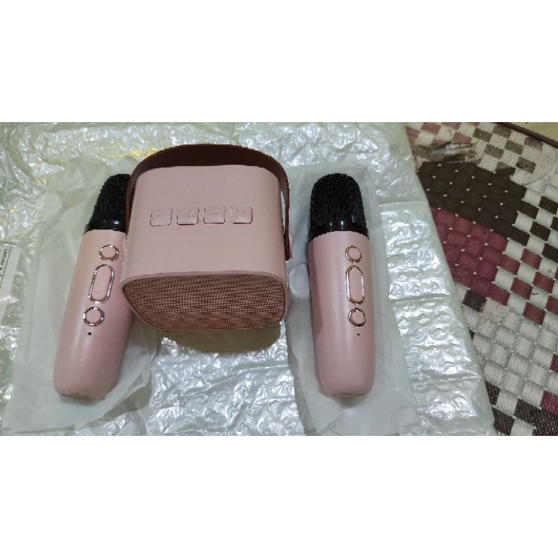 speaker bluetooth 2 mic karaoke (warna pink)