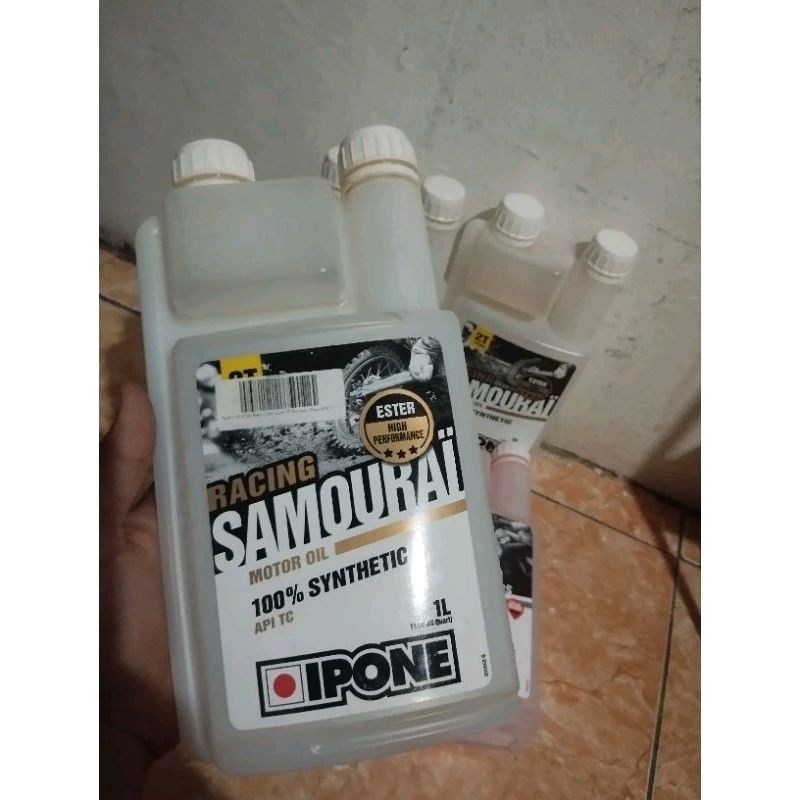 Botol Kosong Bekas Oli Samping Ipone 1liter