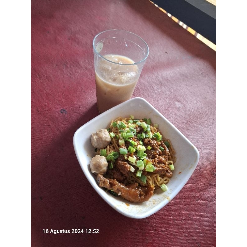 

Mie Ayam Frozen Ceker Mas Blangkon