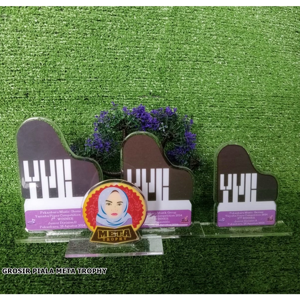 PLAKAT AKRILIK MUSIC CUSTOM KENANG KENANGAN CINDERAMATA