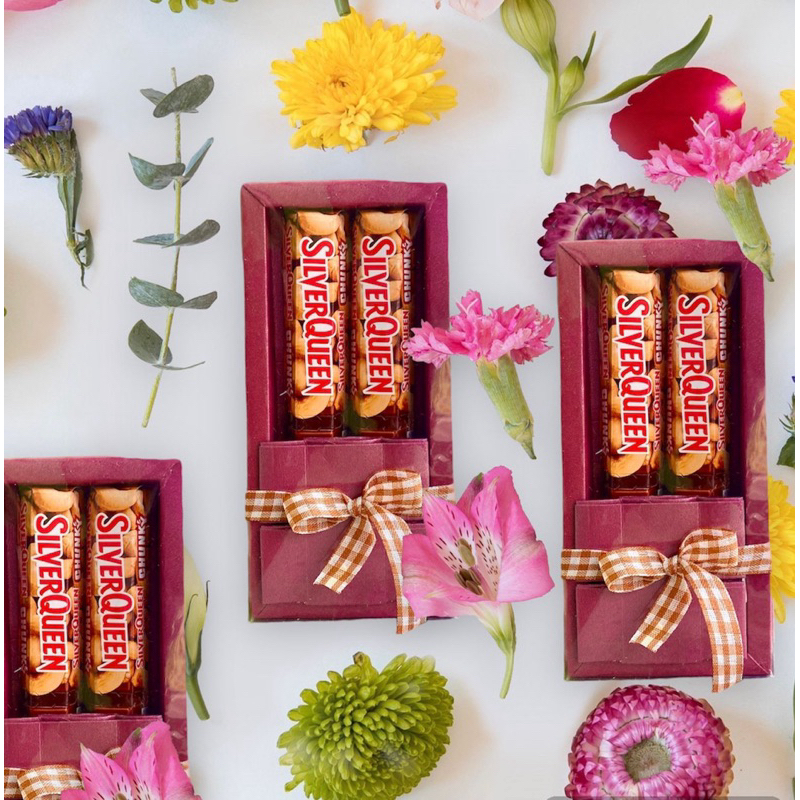 

Silverqueen box hampers coklat gift box silverqueen kotak buket wedding graduation anniversary valentine