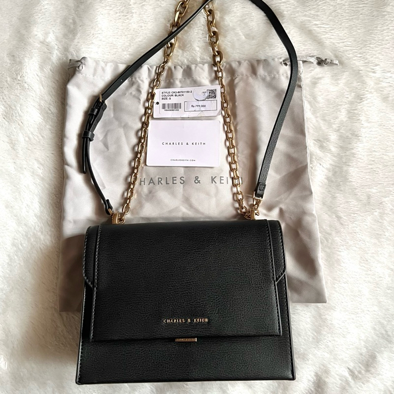 Tas Charles & Keith Front Flap Chain Handle Crossbody Bag / Tas Charles and Keith New Original / Tas