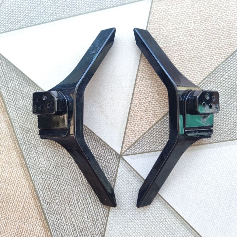 stand kaki led tv toshiba 32L2605VJ