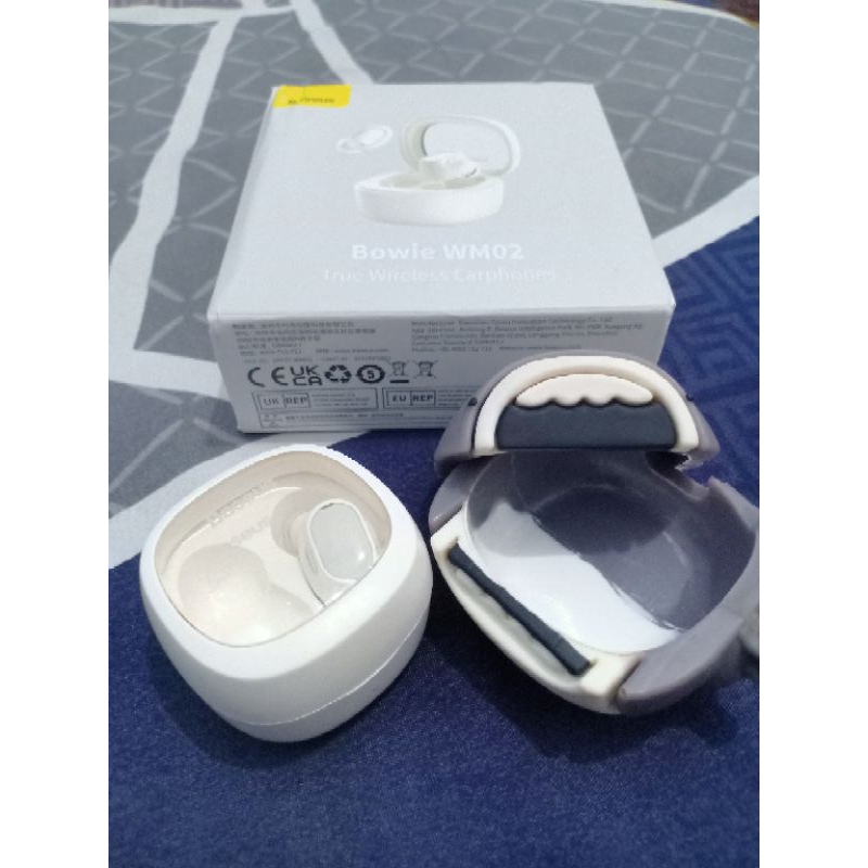 [PRELOVED] BASEUS WM02 CHARGING CASE & RIGHT EARBUDS