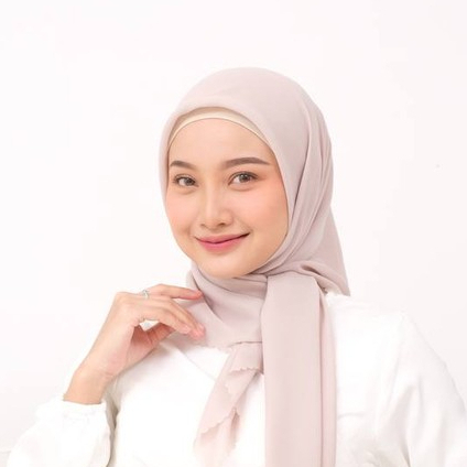 Dzakira Hijab - Segi empat Elle