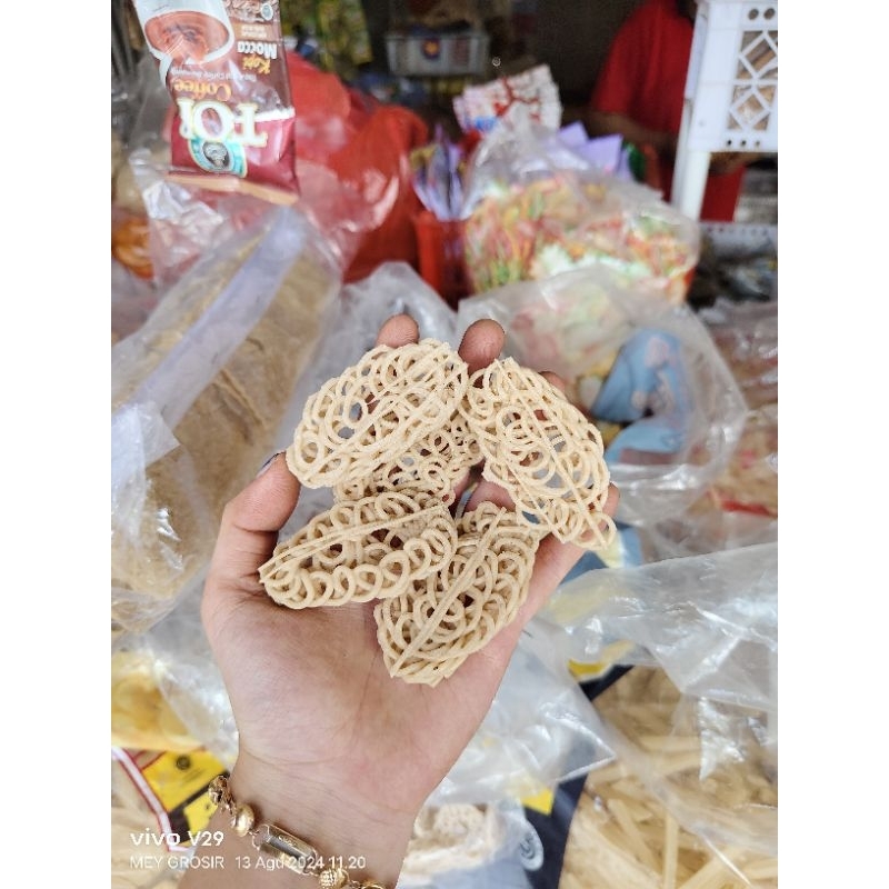 

KRUPUK UYEL 500 GRAM