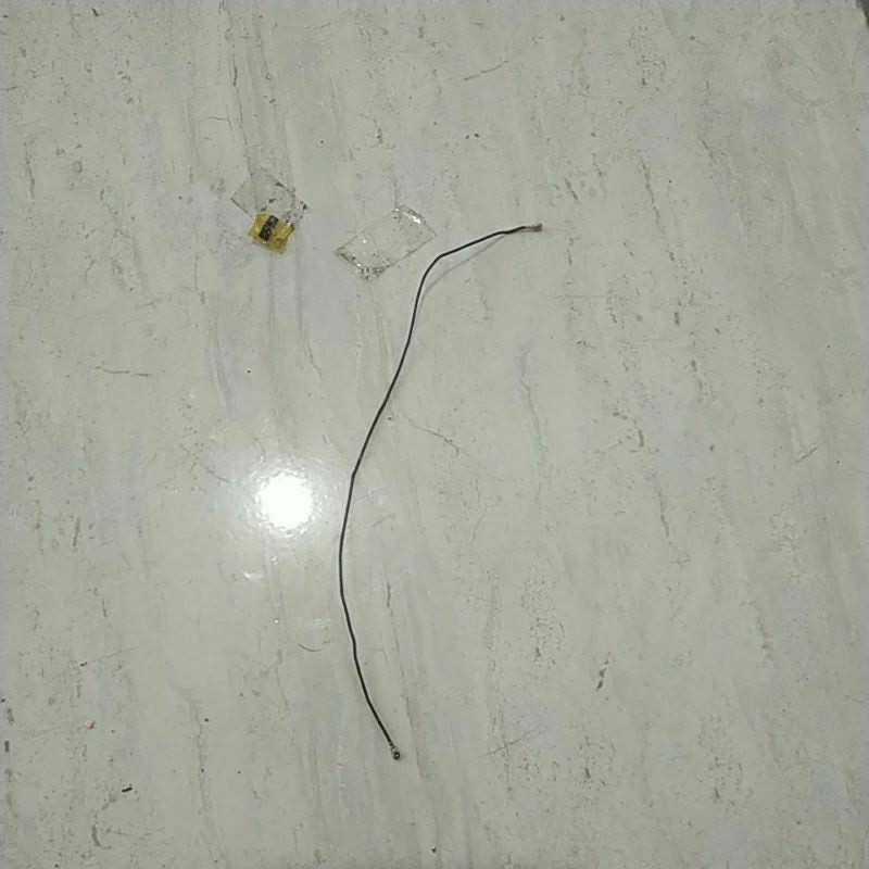 kabel antena bekas Vivo y15s