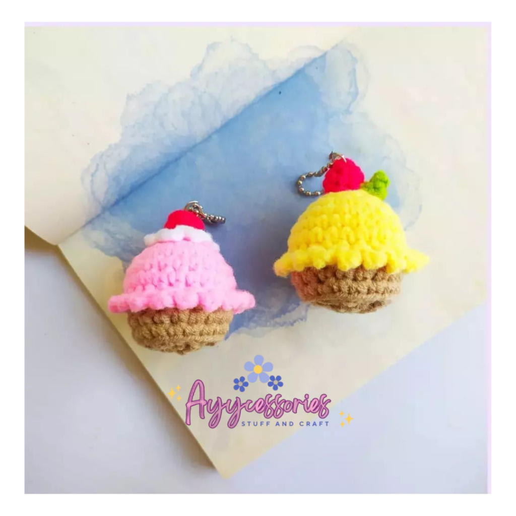 Gantungan Kunci Amigurumi Cupcake / Keychain Amigurumi motif Cupcake