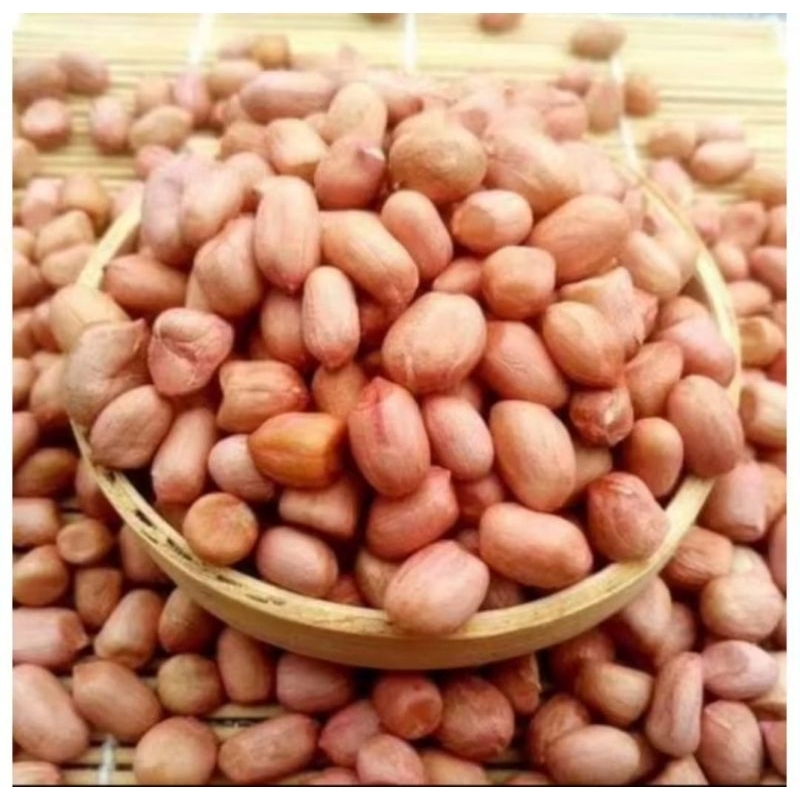 

1KG Kacang Tanah Super/Kacang Mentah 100% Asli Petani Lokal Madura