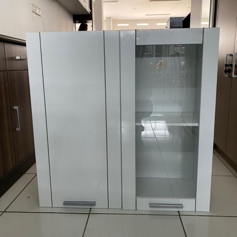 Lemari dapur gantung kitchen set atas 2 pintu full putih - Bandung area saja