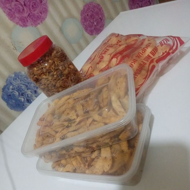 

paket bawang + basreng free kerupuk ikan