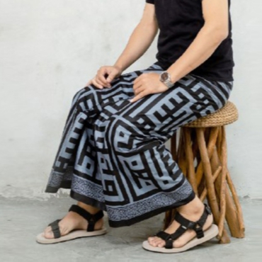 [𝗥𝗮𝘆𝗼𝗻 𝗦𝘂𝗽𝗲𝗿] - Sarung Batik Motif Kaligrafi Kufi Hijaiyah Tulisan Arab Bahan Rayon