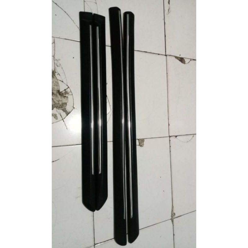 LIST LIS BODY LES BODY SAMPING SPG KARET PIU MOBIL ISUZU PANTHER PANTER PHANTER KAPSUL NEW