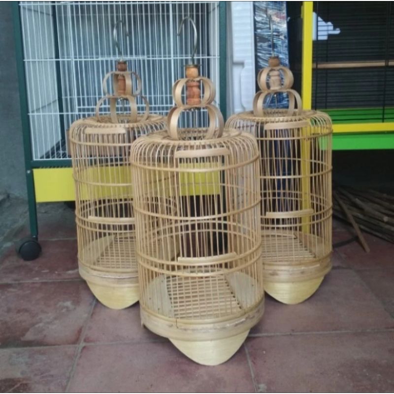 Kandang burung bulat bambu kecil diameter 23 cm x T badan 34 cm