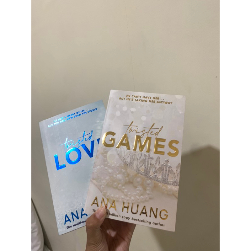 preloved twisted series book (twisted love & twisted games)