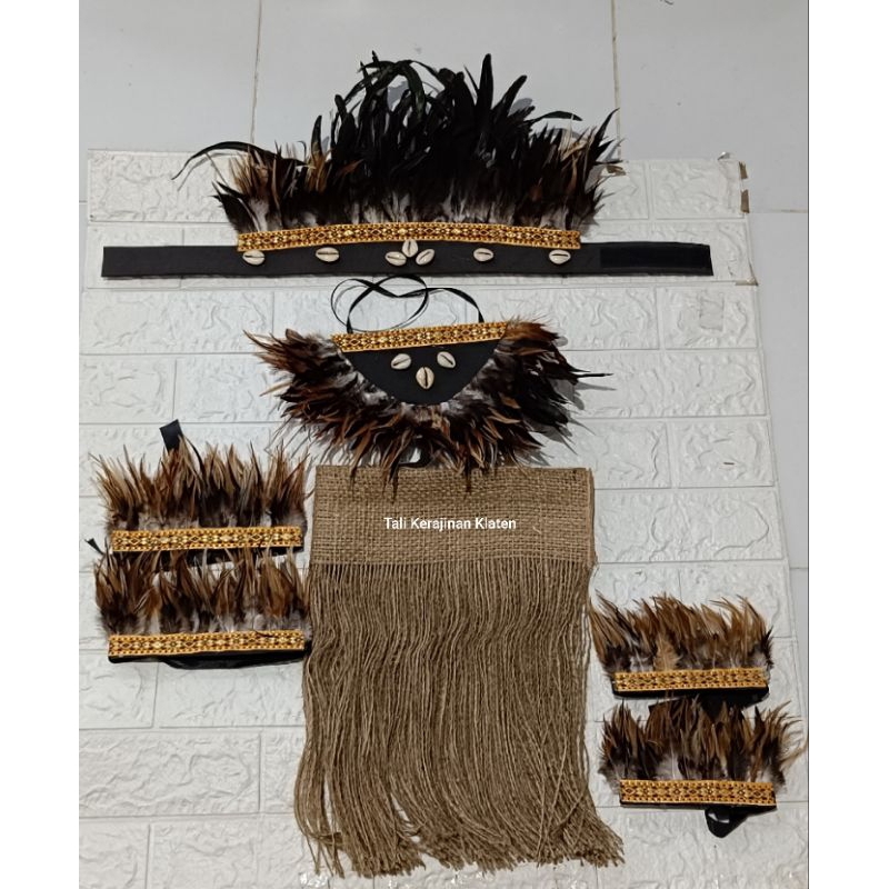 asesoris bulu / asesoris papua