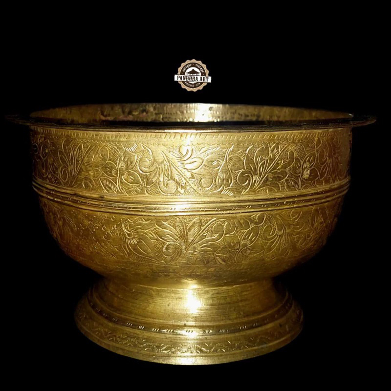 Bokor kuningan ukir KUNO ( B675 )