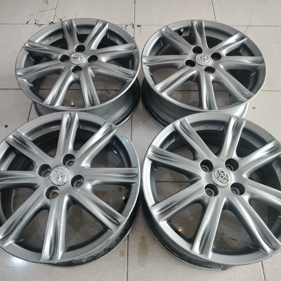Velg Bekas Murah Oem Yaris R16 Baut 4x100 Grey