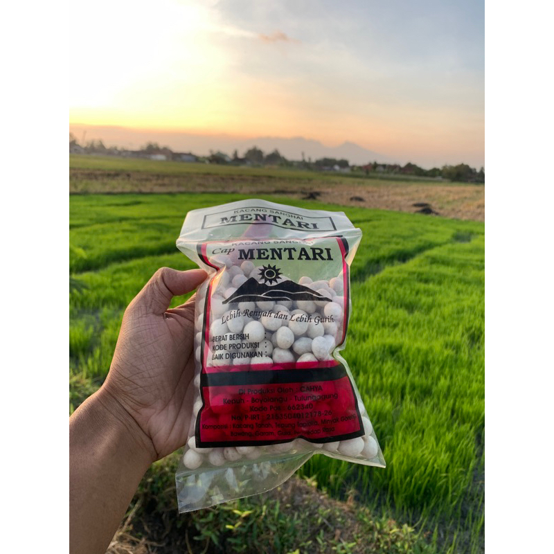 

kacang sukro mentari isi 185gr enak,renyah