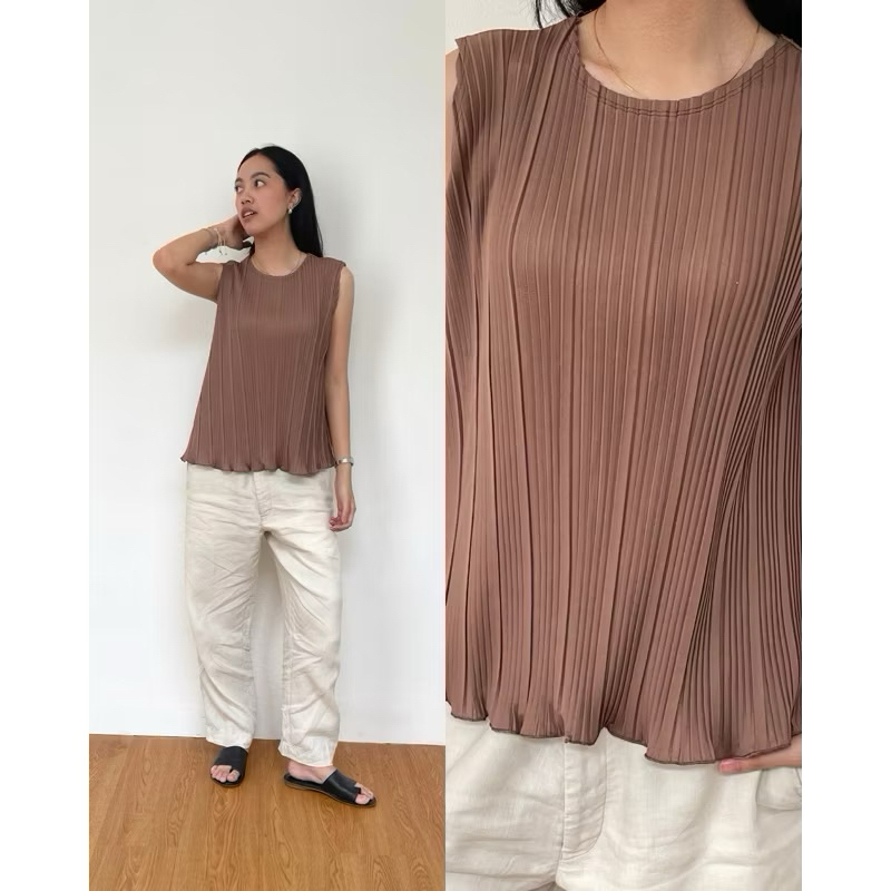 MINDY PLEATS TOP - Tshirt Lipit Tanpa Lengan Wanita - Tanktop Pleats Wanita - Pleated Inner Top