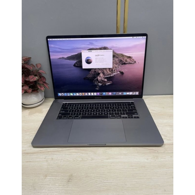 MacBook Pro (16-inch, 19) Prosesor Core i9 Memory 32Gb Uhd 630 1536MB