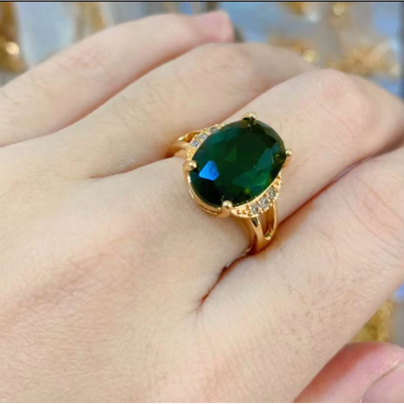 cincin batu giok hijau