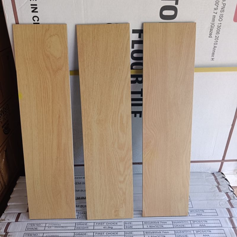 Granit Lantai 15x60 roman d balasa pine