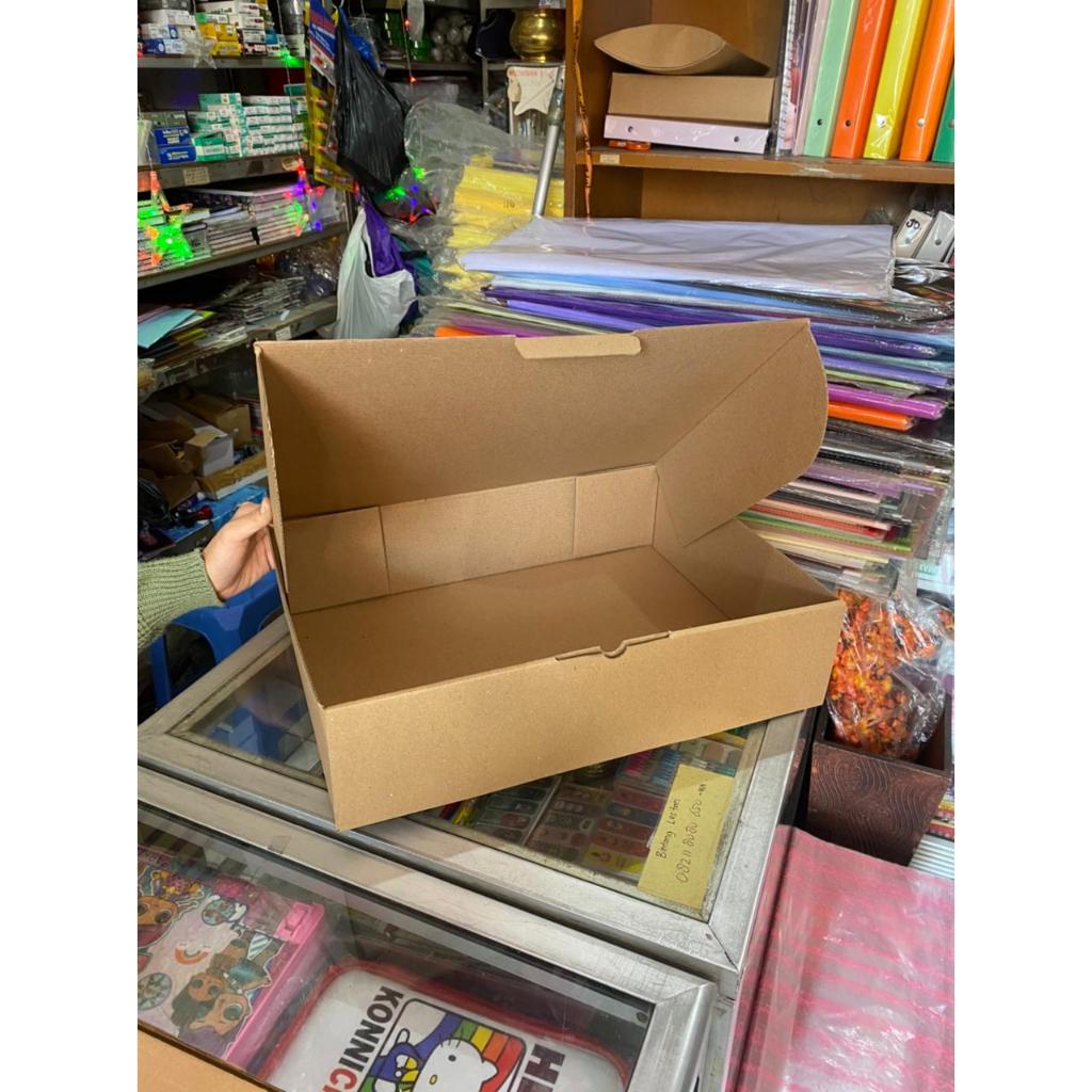 

Box Kotak Kardus 40 x 30 x 10 cm , Box Jumbo, Kotak Kado , Packaging Diecut, Corrugated Box