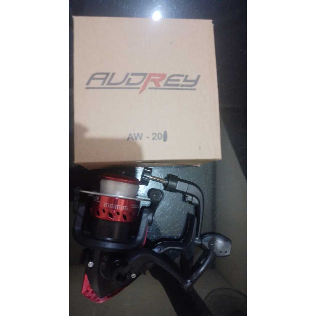 Reel Pancing Audrey AW 201 Bonus Senar dan Handle