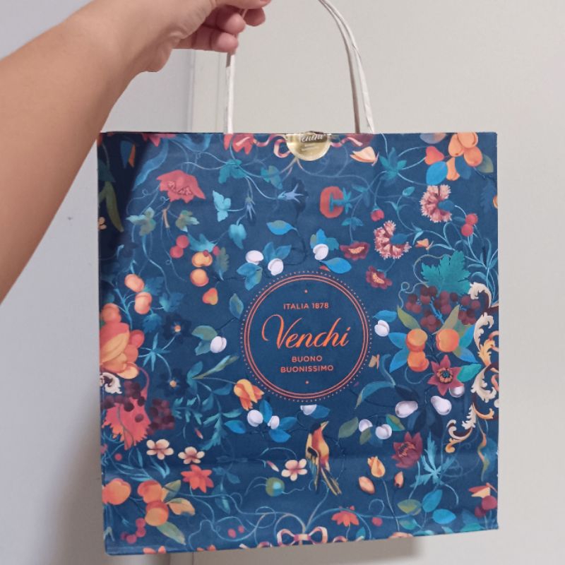 

PAPERBAG VENCHI