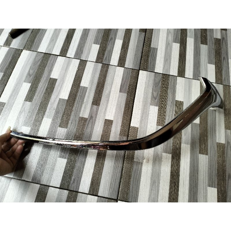 listcrom Bemper Mazda 2 Skyactiv