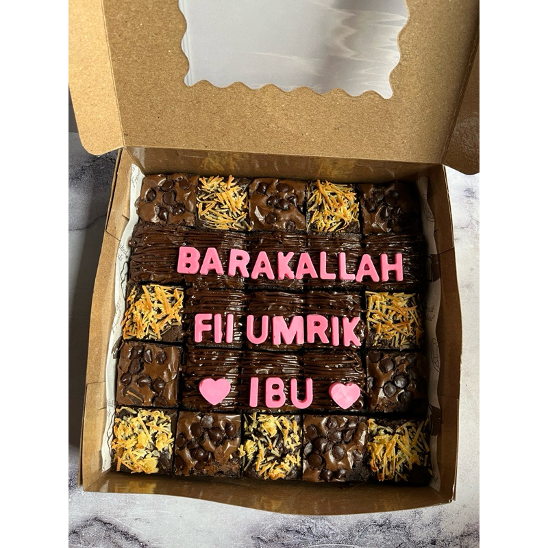 

Brownies Ucapan Mix Topping Choco