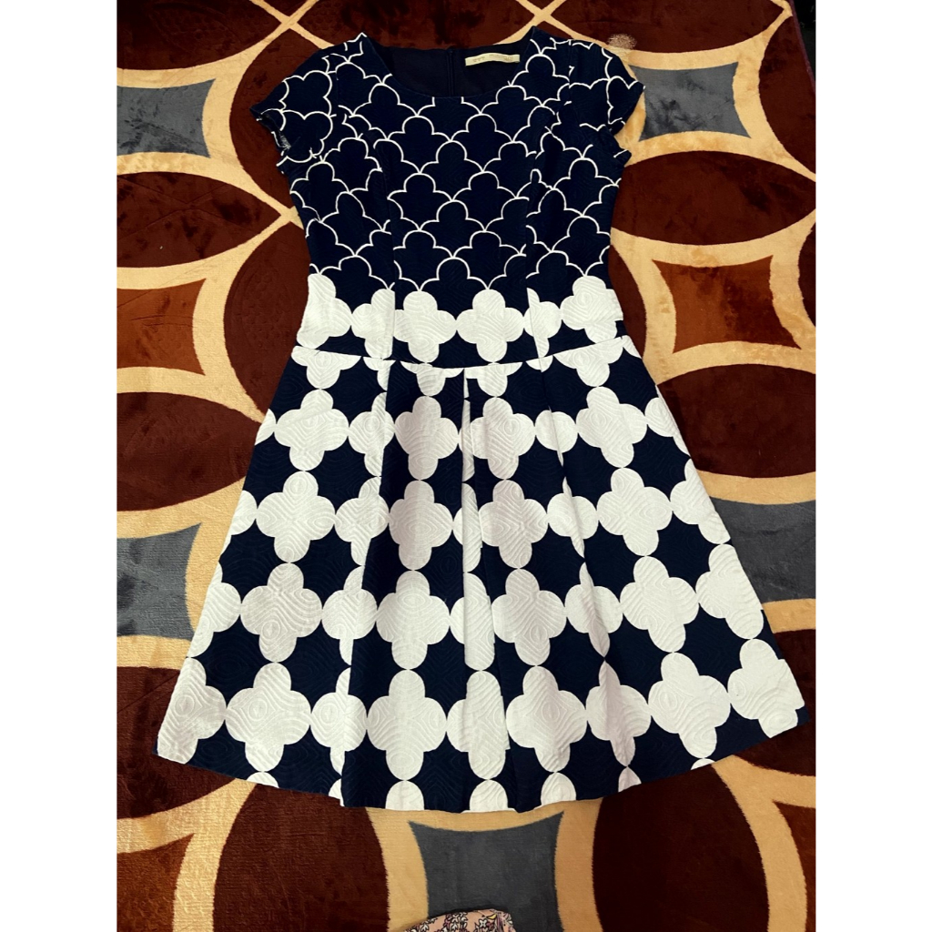 Preloved Dress Putih Biru - Original Brand Minimal