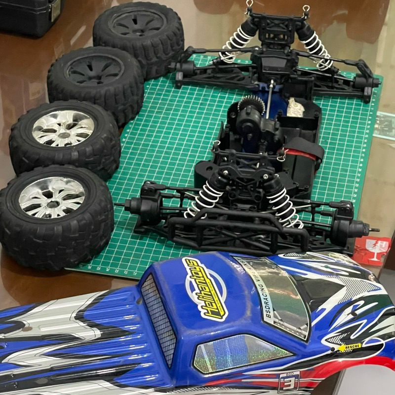 SOLD#kit 1/8 truggy mt not hobao trx