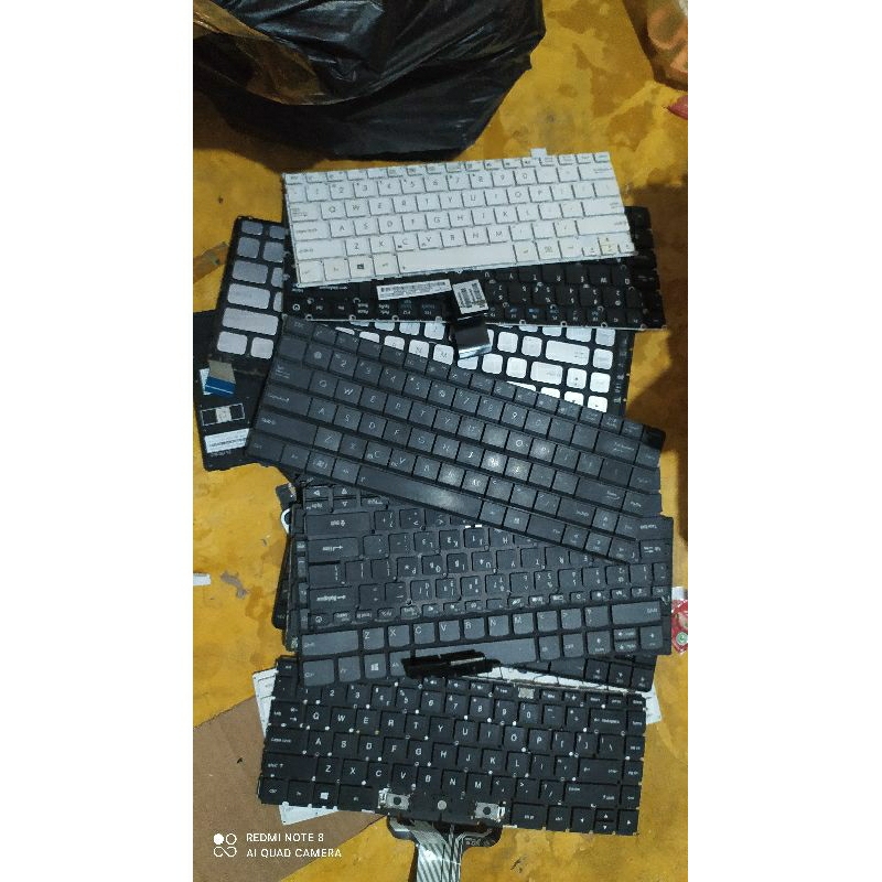 KIBOT KEYBOARD LAPTOP RUSAK
