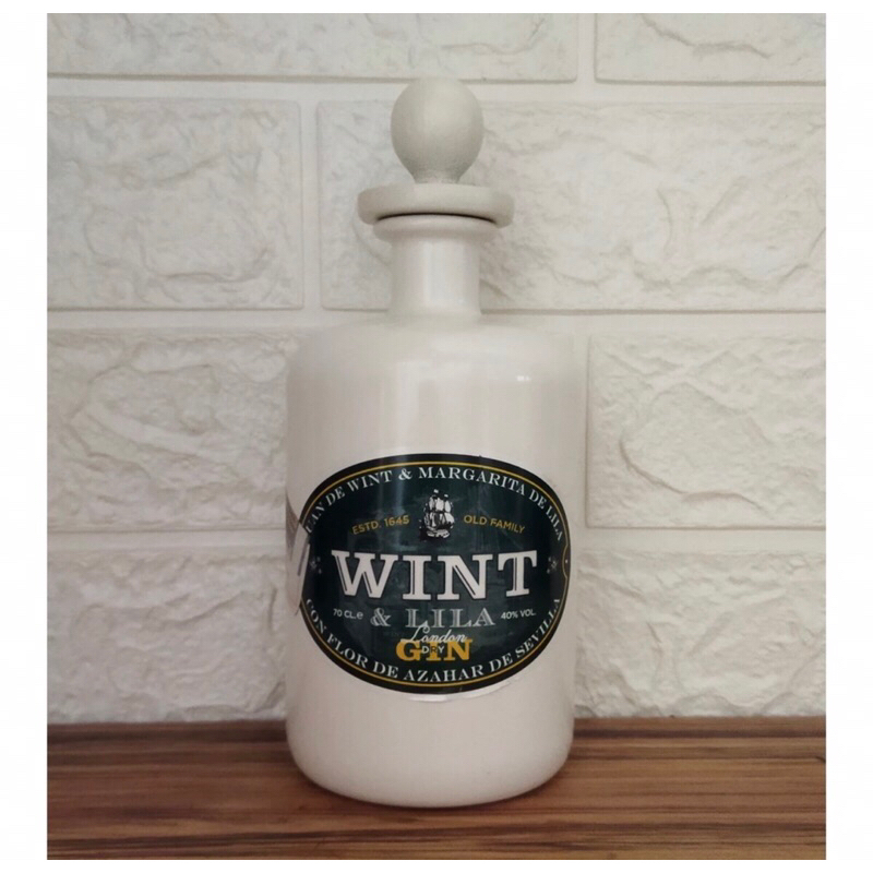 botol bekas miras wint gin / botol pajangan / botol import