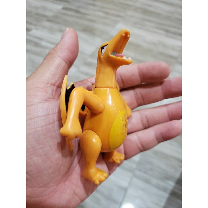 ACTION FIGURE MONSTER POKEMON CHARIZARD PIKACHU PIKACU CHARIZARD MINUS JUNK BUNTUT EKOR TAIL