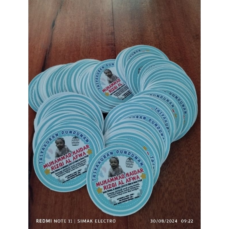 

Cetak Stiker Dundunan murah kertas glossy/doff ukuran A4 free cutting manual rapi
