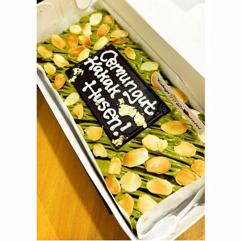 

Matcha Almond 20*10cm