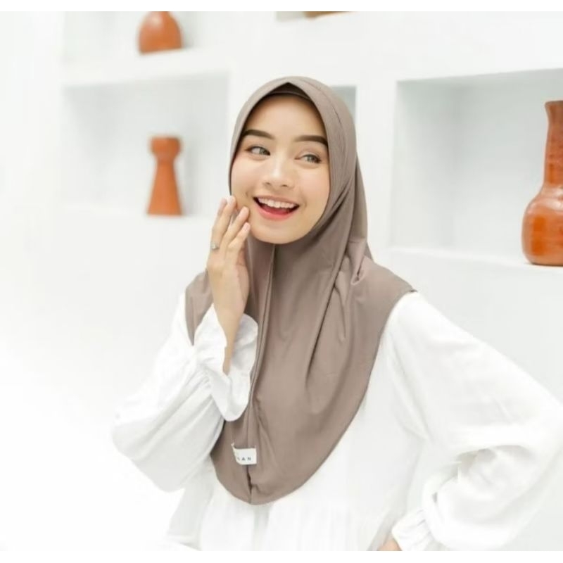 HIJAB KENAN SPORT JERSEY UKURAN L KEKINIAN