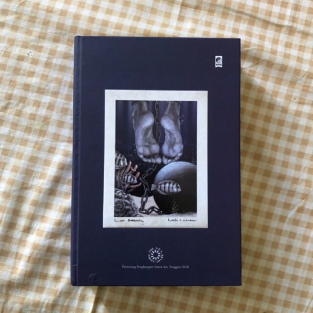 LAUT BERCERITA HARD COVER PRELOVED